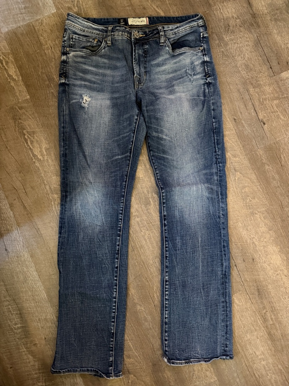 Men's Distressed Straight-Leg Jeans in Medium Blue